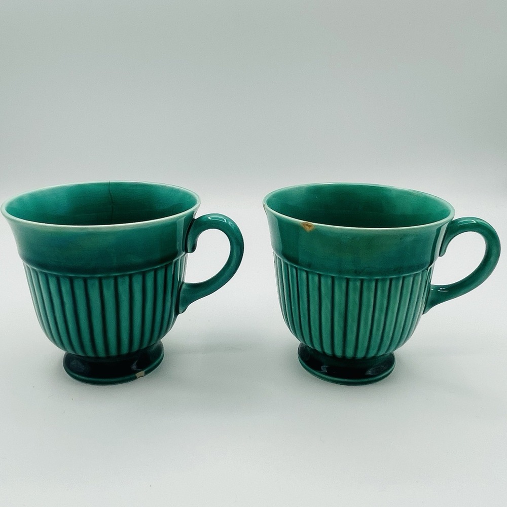 Vtg Wedgwood &‎ Barlaston of Etruria Emerald Green Majolica "Seashell" Tea Cups